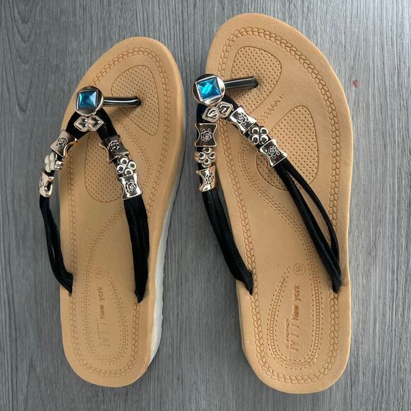 Dong k Flip flops sandals with blue jewel - Picture 7 of 8